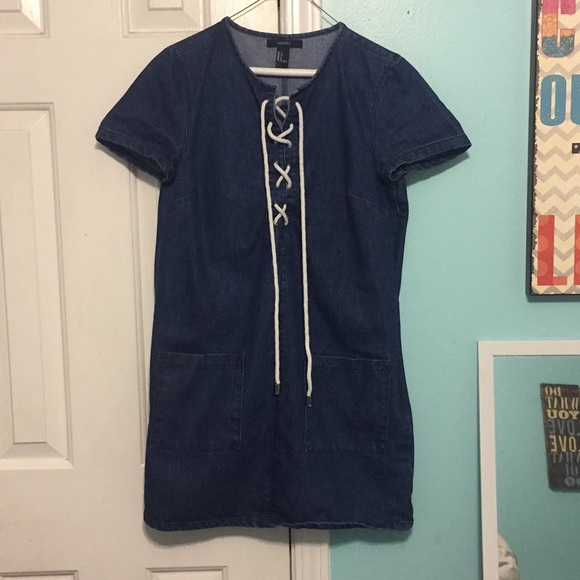 Forever 21 Dresses & Skirts - Gorgeous forever21 lace up denim dress w pockets😍